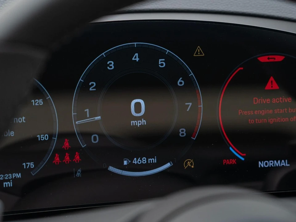 2026 Porsche 9Y0/9Y3 Cayenne - Image 24 of 31