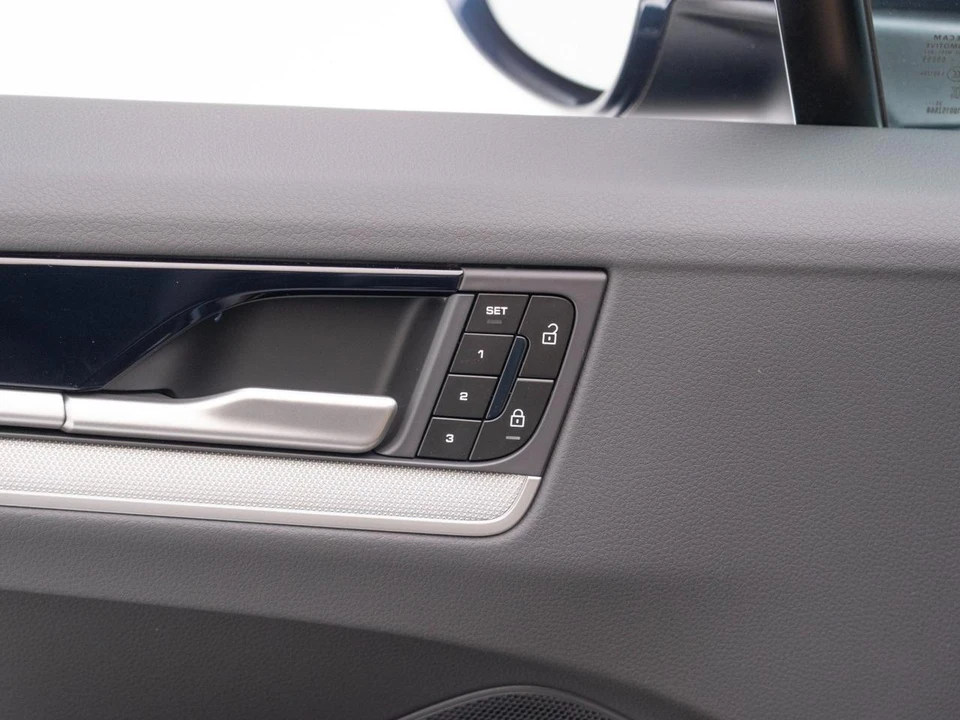 2026 Porsche 9Y0/9Y3 Cayenne - Image 22 of 31