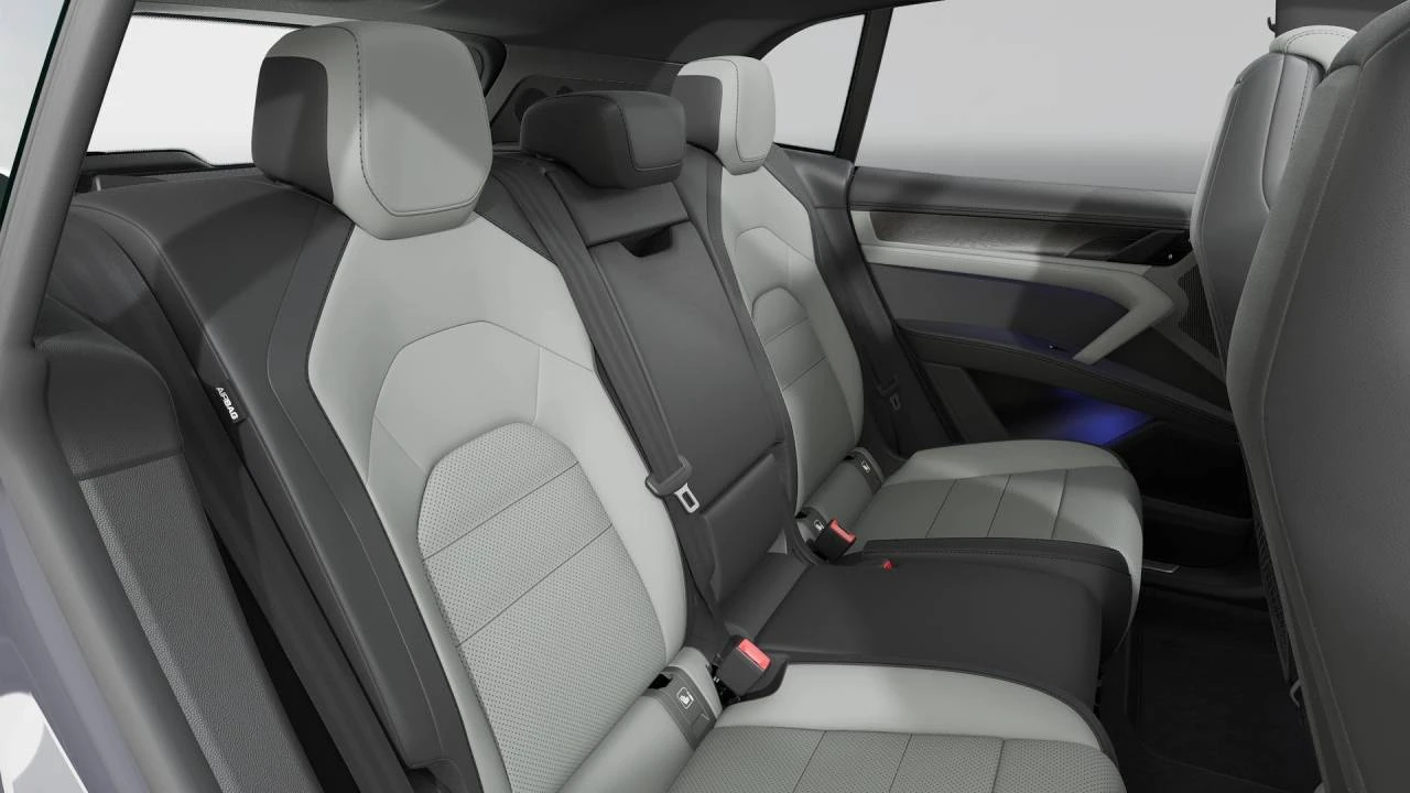 2026 Porsche 9Y0/9Y3 Cayenne - Image 13 of 14