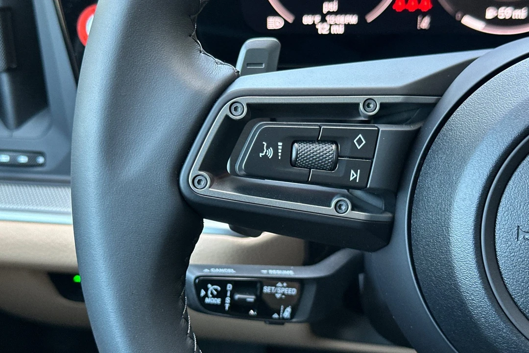 2026 Porsche 9Y0/9Y3 Cayenne - Image 31 of 31