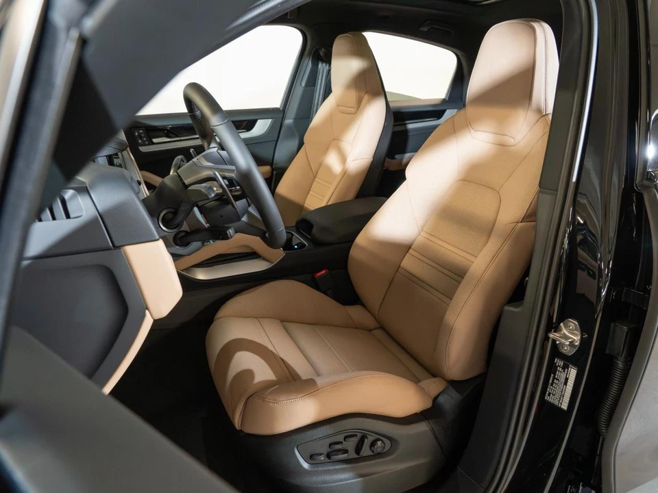 2026 Porsche 9Y0/9Y3 Cayenne Coupe - Image 5 of 31