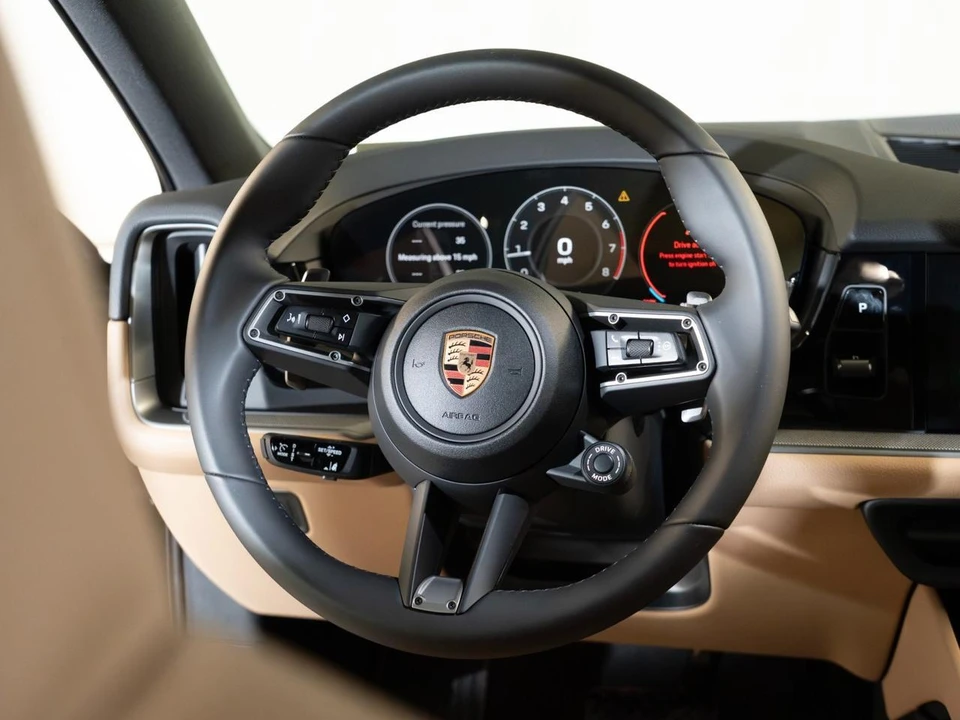2026 Porsche 9Y0/9Y3 Cayenne Coupe - Image 21 of 31