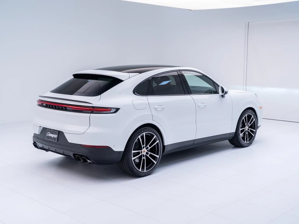2026 Porsche 9Y0/9Y3 Cayenne Coupe - Image 9 of 21