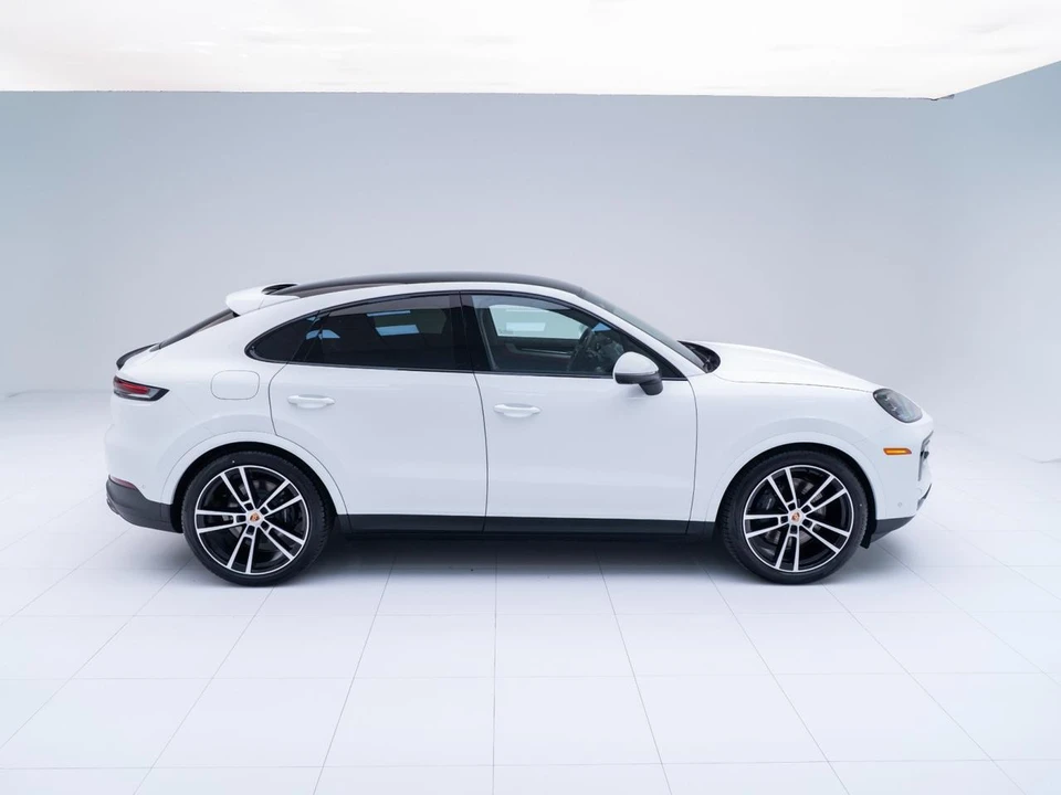 2026 Porsche 9Y0/9Y3 Cayenne Coupe - Image 8 of 21