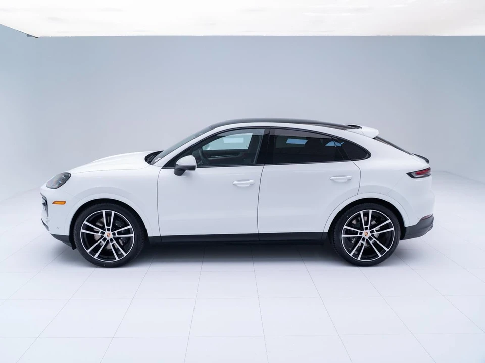 2026 Porsche 9Y0/9Y3 Cayenne Coupe - Image 2 of 21