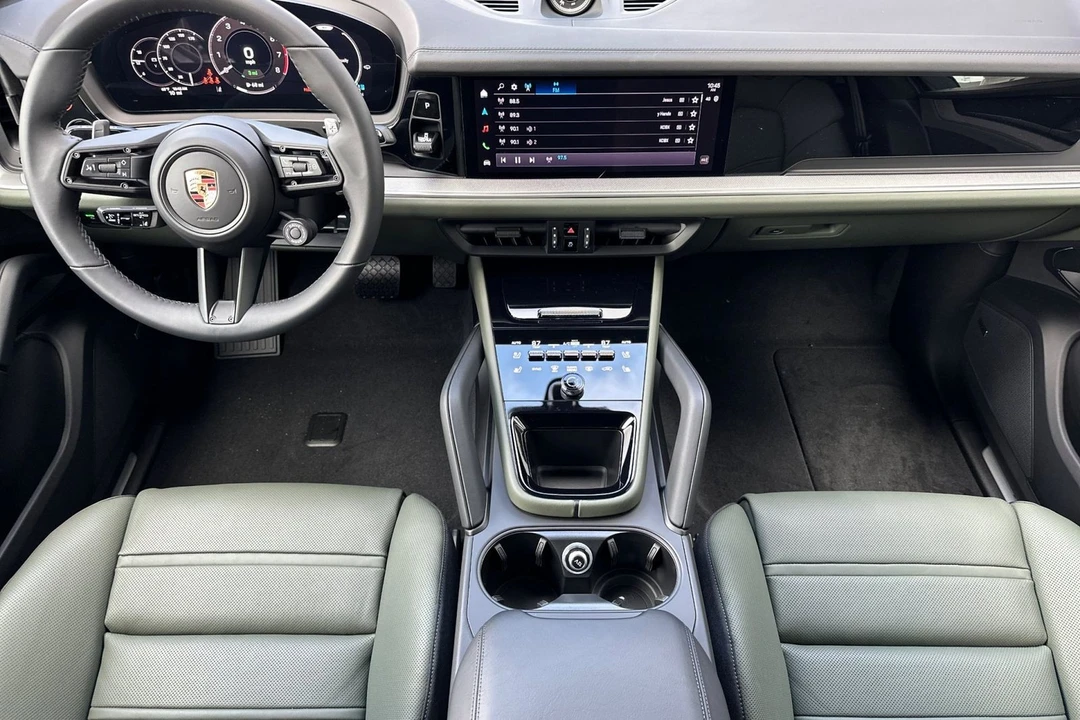 2026 Porsche 9Y0/9Y3 Cayenne - Image 6 of 21