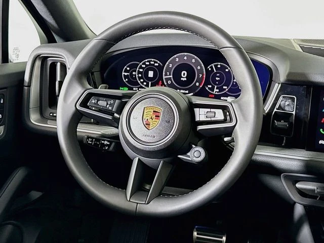 2026 Porsche 9Y0/9Y3 Cayenne Coupe - Image 13 of 31