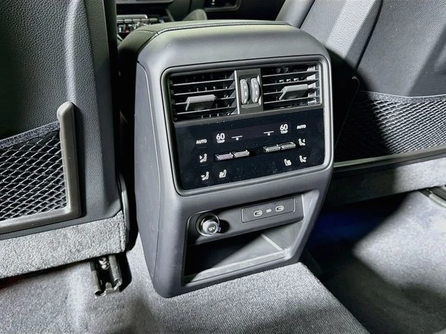 2026 Porsche 9Y0/9Y3 Cayenne Coupe - Image 20 of 31