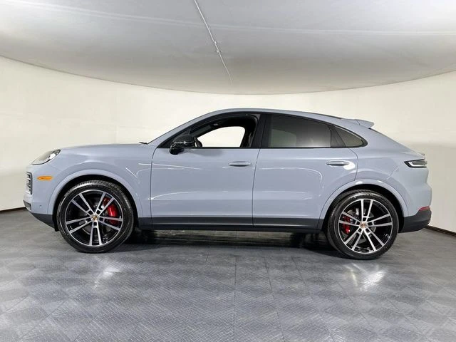2026 Porsche 9Y0/9Y3 Cayenne Coupe - Image 3 of 31