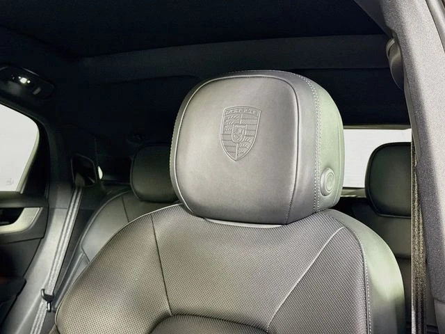 2026 Porsche 9Y0/9Y3 Cayenne Coupe - Image 26 of 31