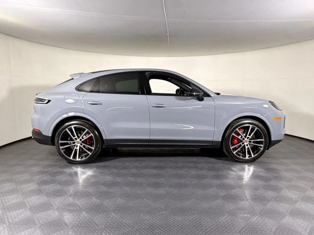 2026 Porsche 9Y0/9Y3 Cayenne Coupe - Image 9 of 31