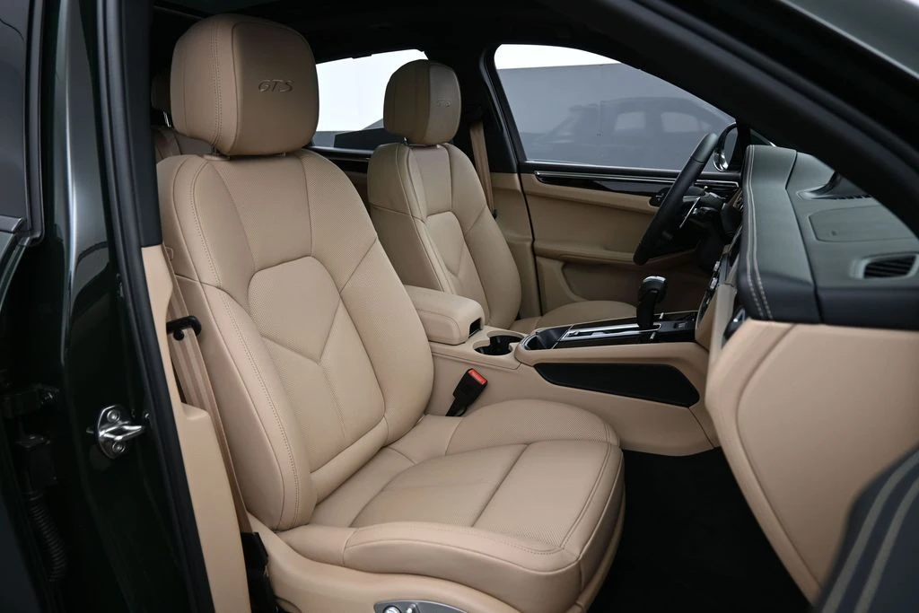 2026 Porsche Macan GTS - Image 31 of 31