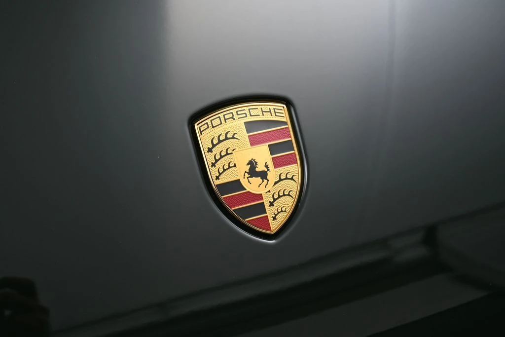2026 Porsche Macan GTS - Image 12 of 31