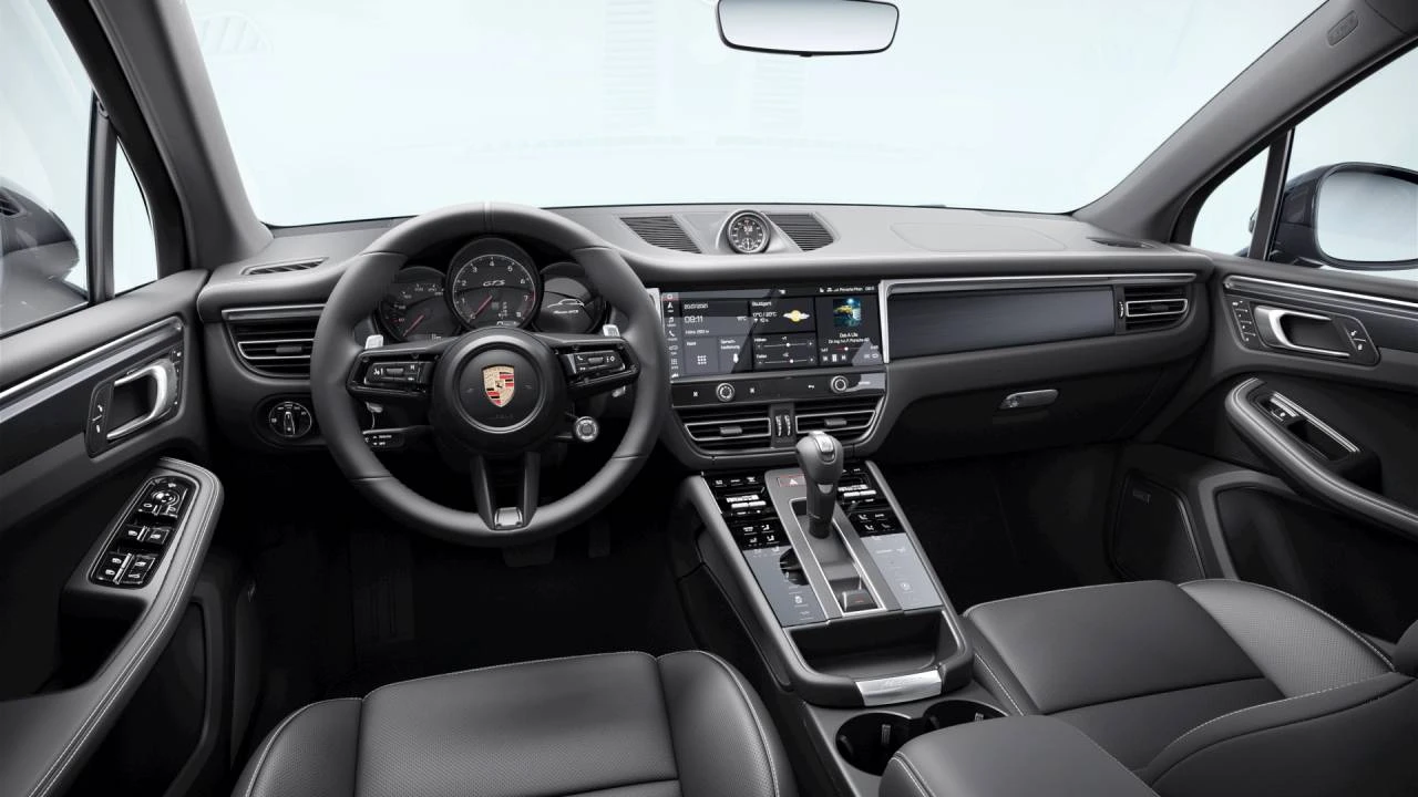 2026 Porsche Macan GTS - Image 9 of 10