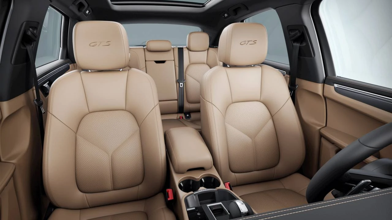 2026 Porsche Macan GTS - Image 10 of 10