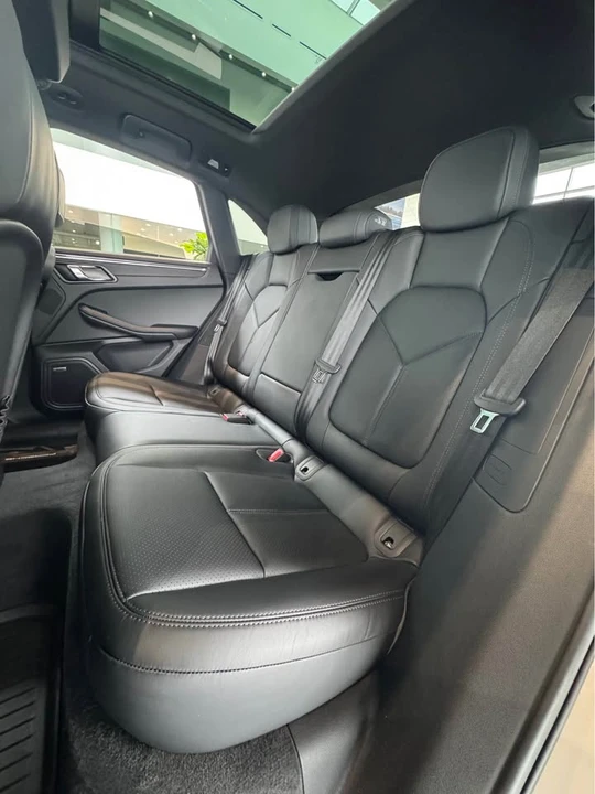 2026 Porsche Macan Electric - Image 15 of 16