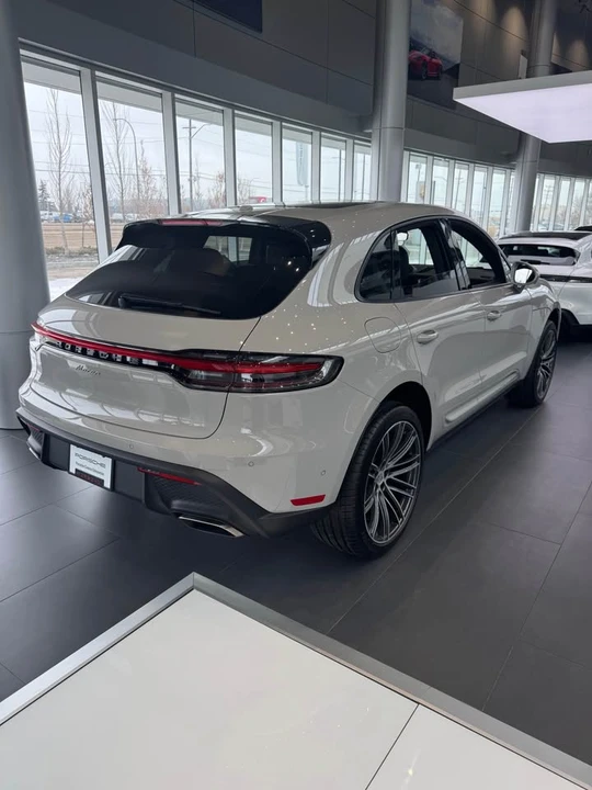 2026 Porsche Macan Electric - Image 5 of 16