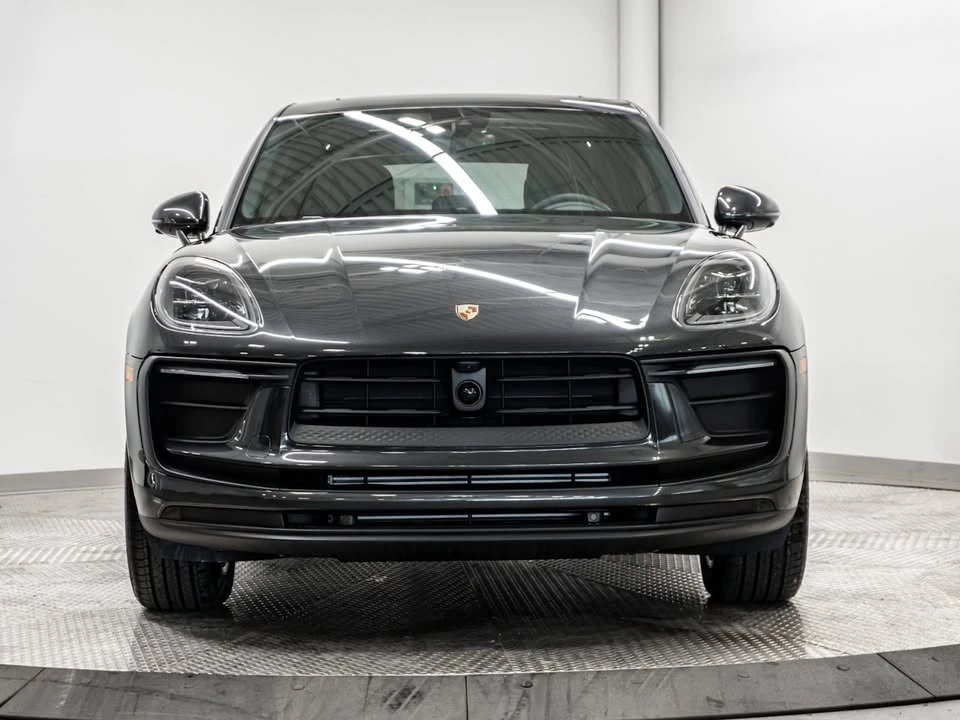 2026 Porsche Macan Electric - Image 8 of 20