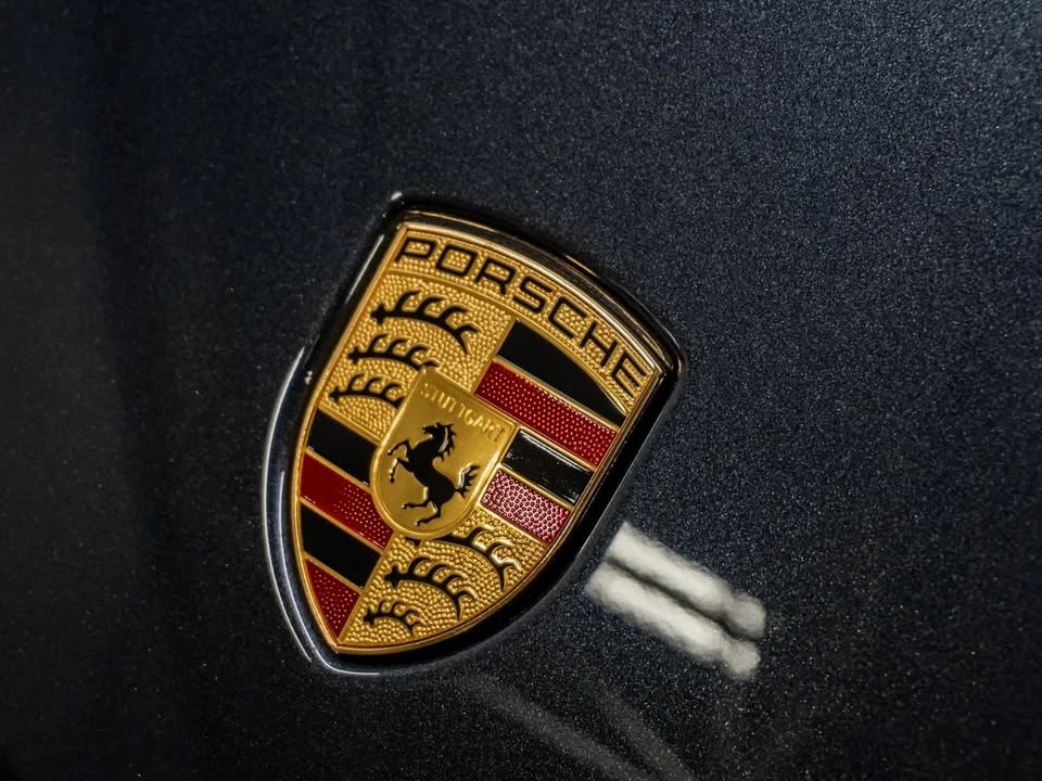 2026 Porsche Macan Electric - Image 11 of 20