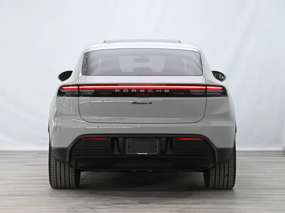 2026 Porsche Macan Electric - Image 8 of 20