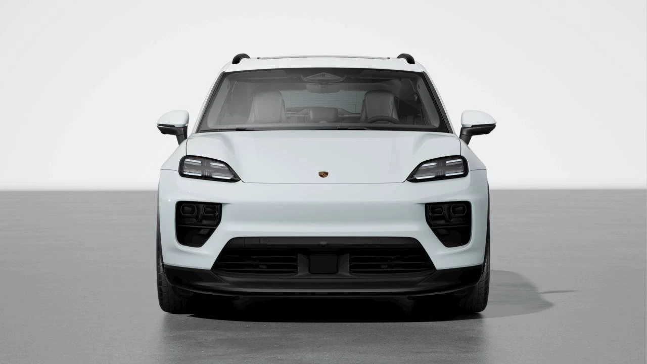 2026 Porsche Macan Electric - Image 8 of 10