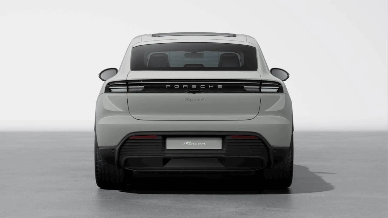 2026 Porsche Macan Electric - Image 7 of 10