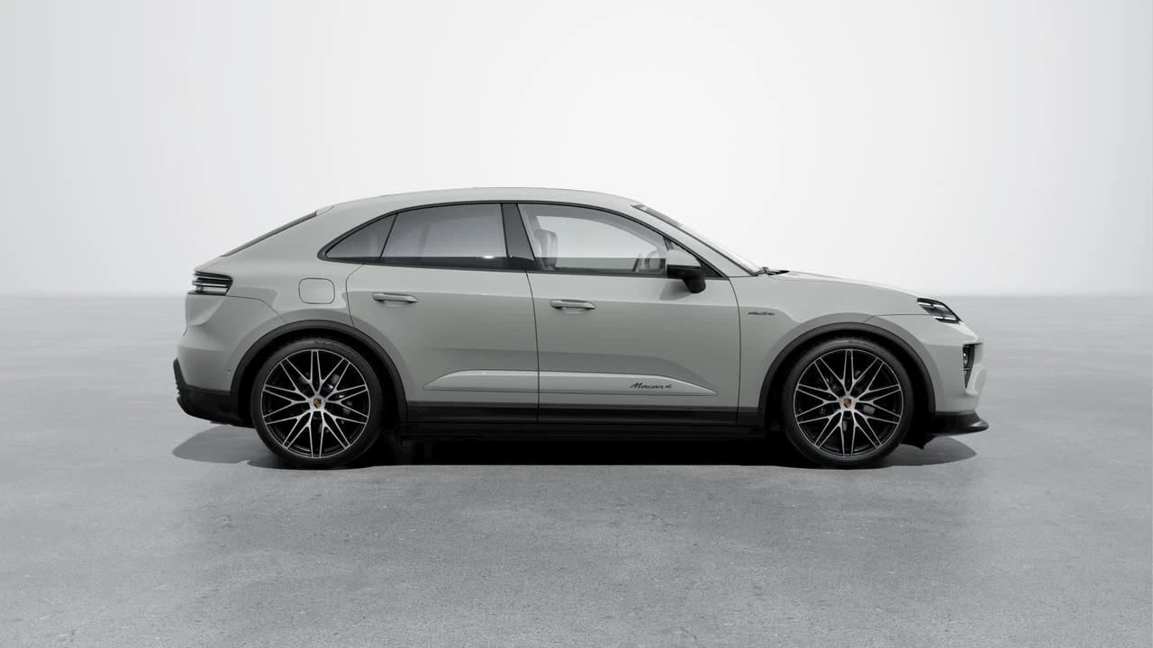 2026 Porsche Macan Electric - Image 6 of 10