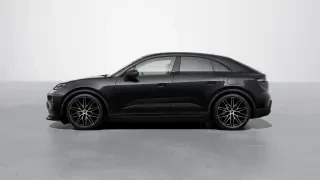 2026 Porsche Macan Electric - Image 13 of 31