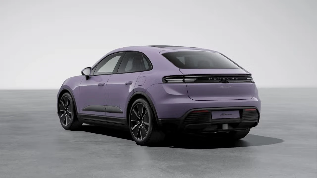 2026 Porsche Macan Electric - Image 20 of 31