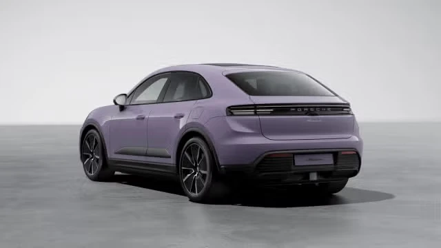 2026 Porsche Macan Electric - Image 18 of 31