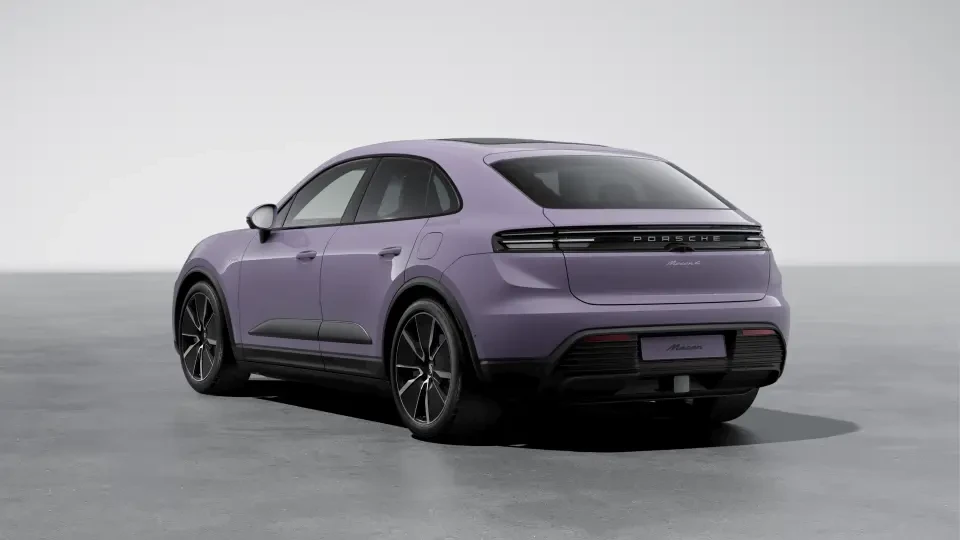 2026 Porsche Macan Electric - Image 23 of 31