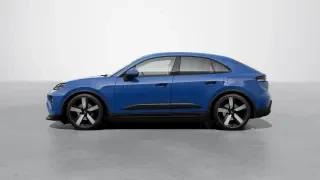 2026 Porsche Macan - Image 13 of 30