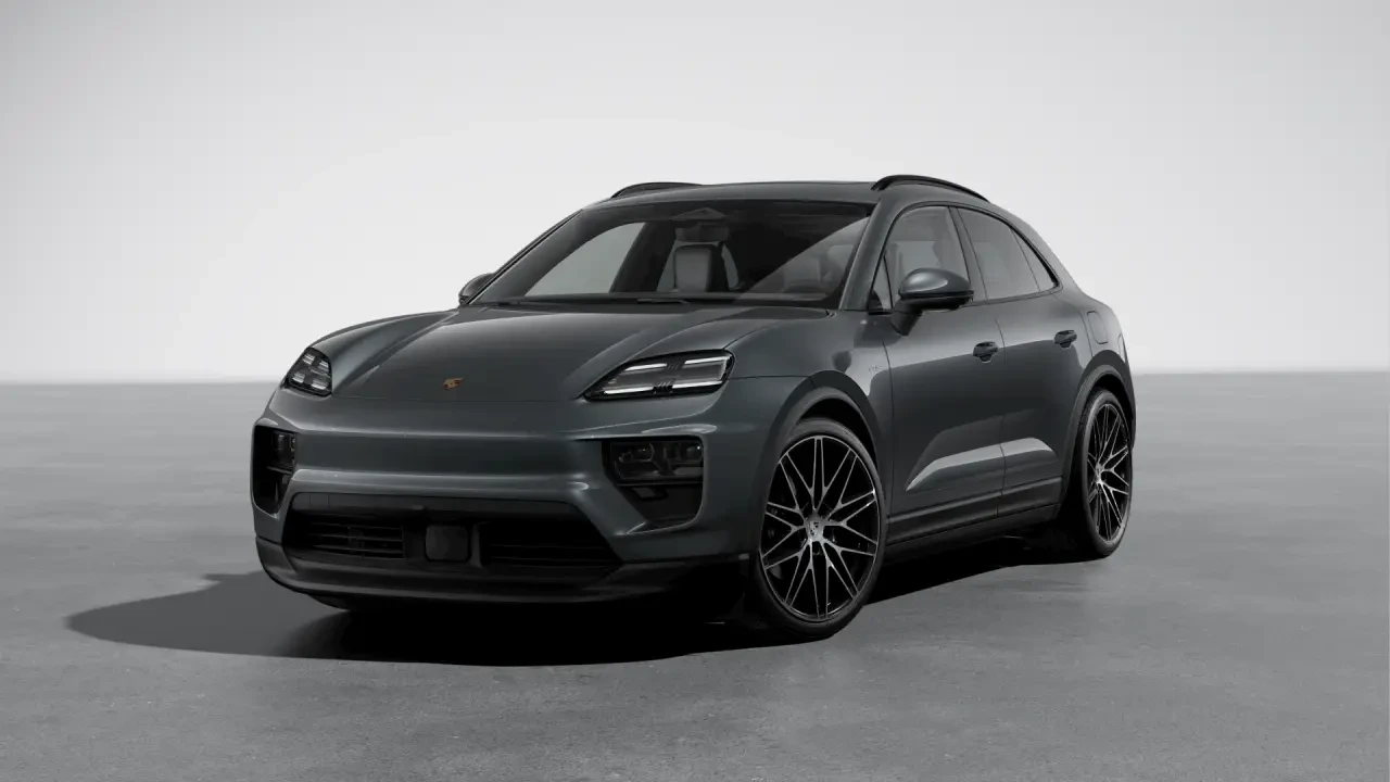 2026 Porsche Macan Electric - Image 8 of 31