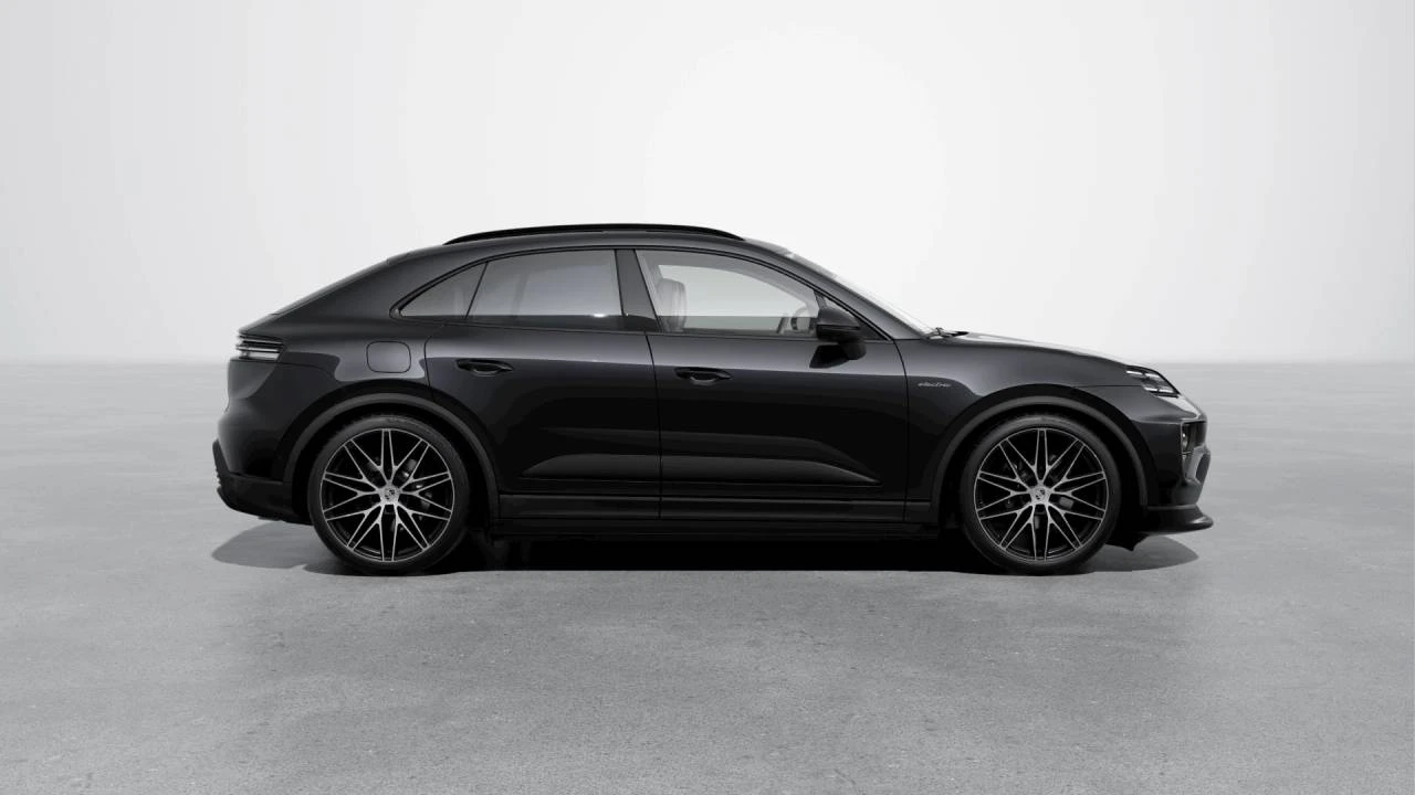 2026 Porsche Macan Electric - Image 6 of 10