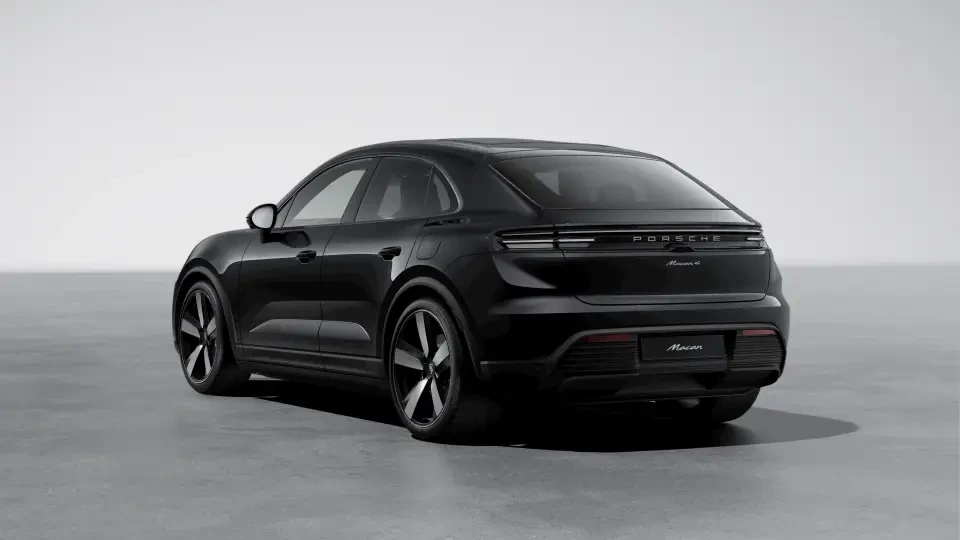 2026 Porsche Macan Electric - Image 23 of 31