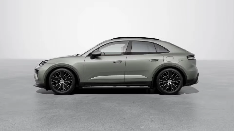 2026 Porsche Macan Electric - Image 11 of 30