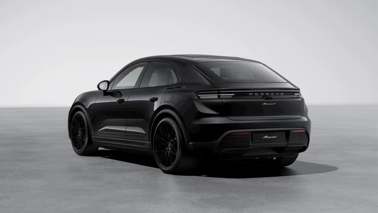 2026 Porsche Macan Electric - Image 20 of 31