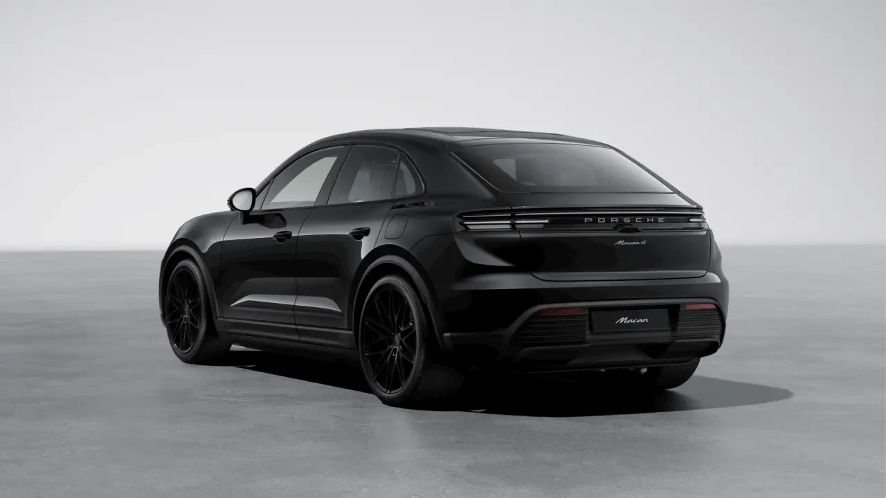 2026 Porsche Macan Electric - Image 24 of 31