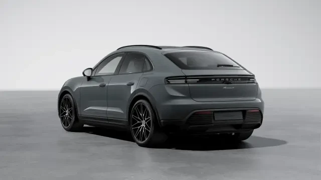 2026 Porsche Macan Electric - Image 22 of 31
