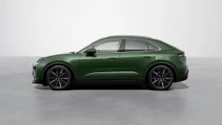 2026 Porsche Macan Electric - Image 9 of 31