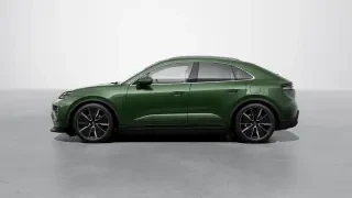 2026 Porsche Macan Electric - Image 13 of 31