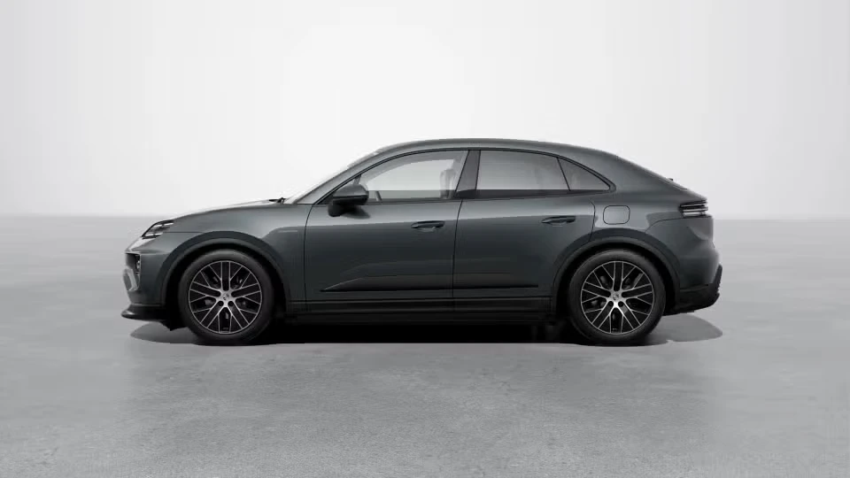 2026 Porsche Macan Electric - Image 11 of 30