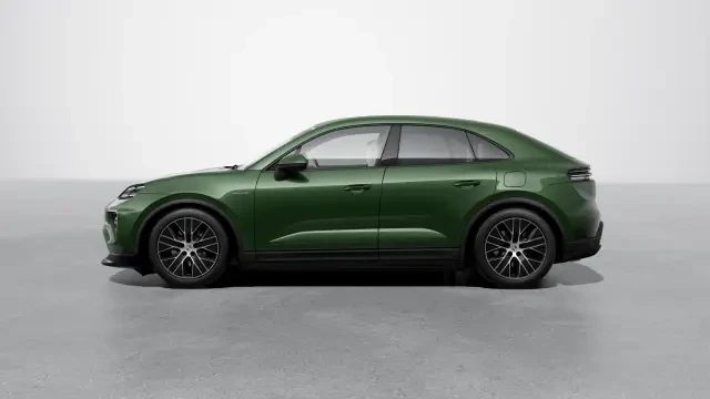 2026 Porsche Macan Electric - Image 14 of 30