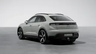 2026 Porsche Macan Electric - Image 21 of 31