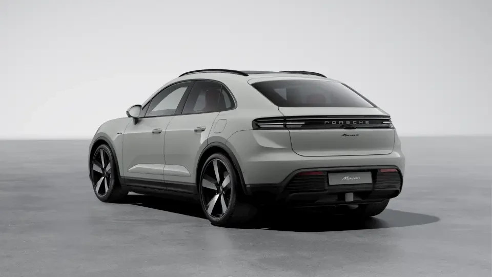 2026 Porsche Macan Electric - Image 23 of 31