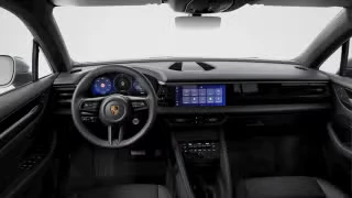 2026 Porsche Macan - Image 25 of 31