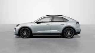 2026 Porsche Macan - Image 9 of 31