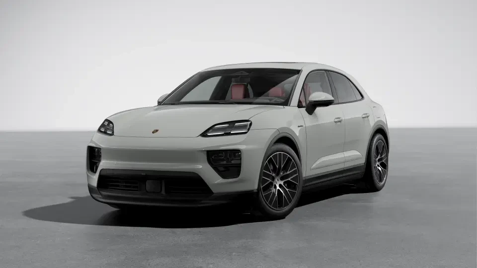 2026 Porsche Macan Electric - Image 7 of 31