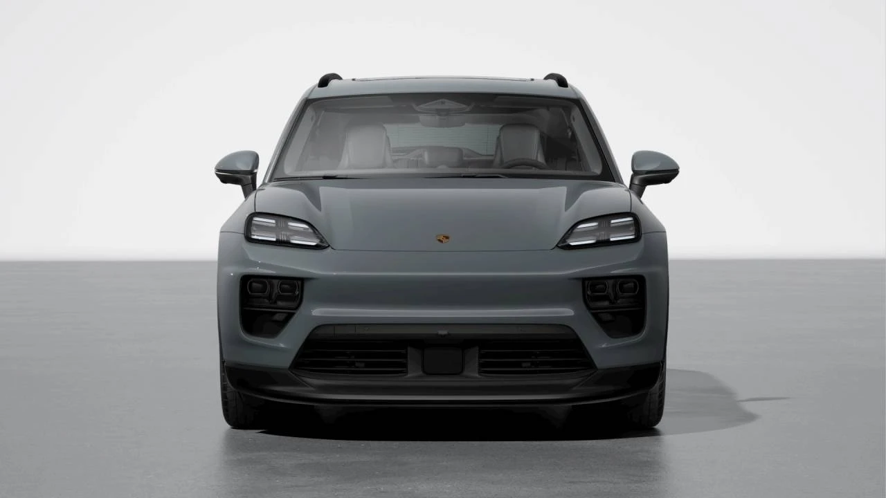 2026 Porsche Macan Electric - Image 8 of 10