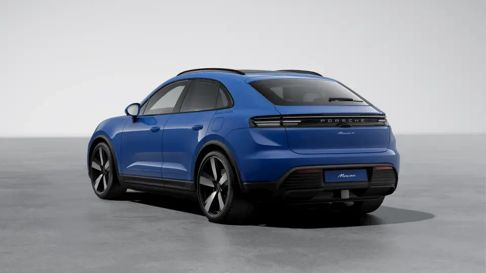 2026 Porsche Macan Electric - Image 23 of 30